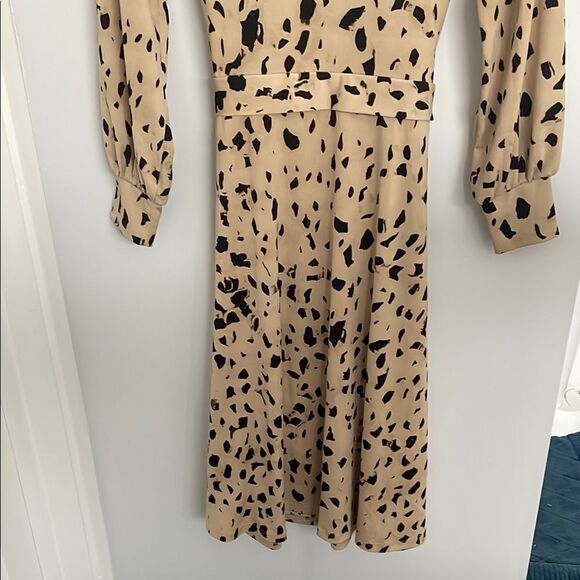 H&M Elegant Tan and Black leopard print Wrap Dress women size M - Picture 9 of 11